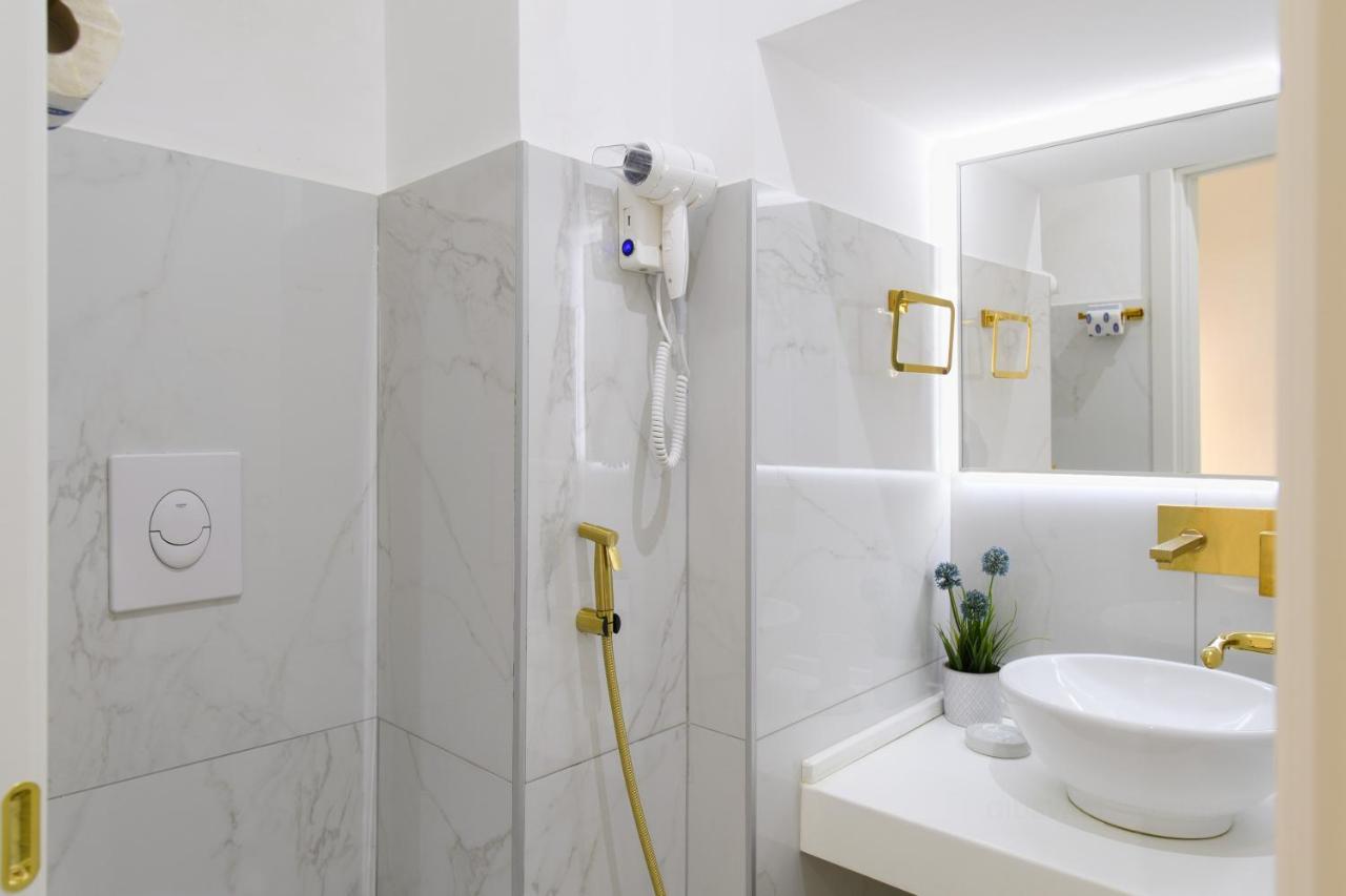 Grandapartments Via Toledo Napoli ภายนอก รูปภาพ